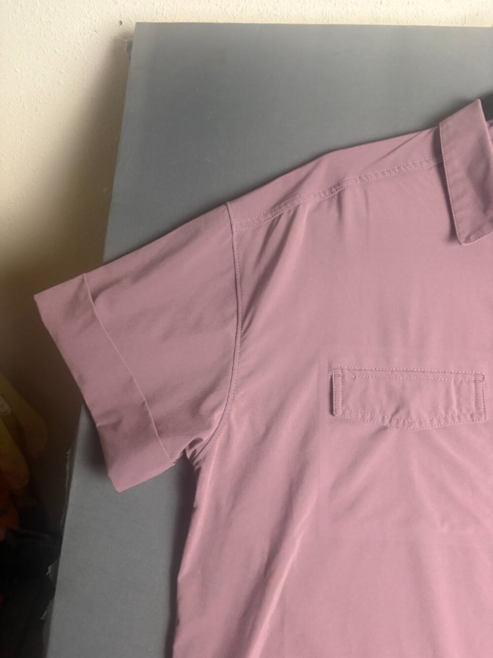 Athleta Size L Hike Packable Top Vented Short Sleeve Button Front Mauve Utility - Picture 5 of 7
